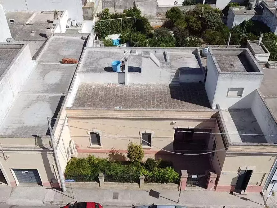 Immagine 4 di Casa indipendente in vendita  in piazza beltrano  1 a Racale