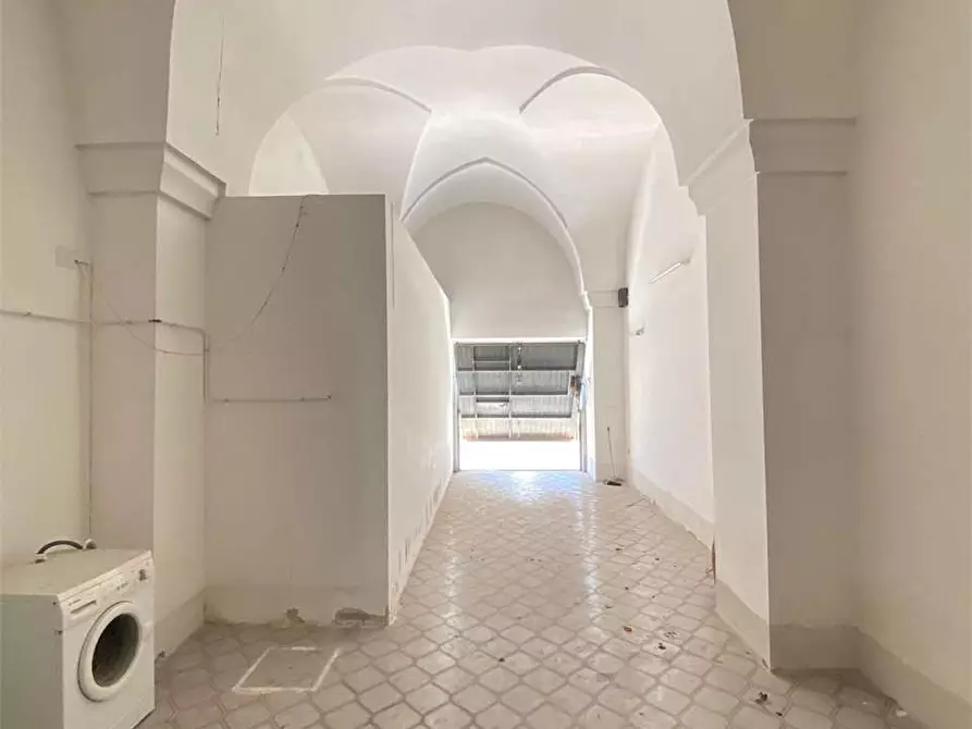 Immagine 26 di Casa indipendente in vendita  in piazza beltrano  1 a Racale