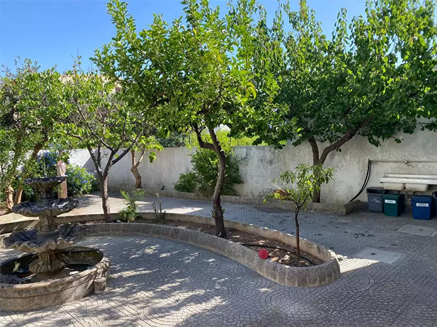 Immagine 11 di Casa indipendente in vendita  in piazza beltrano  1 a Racale