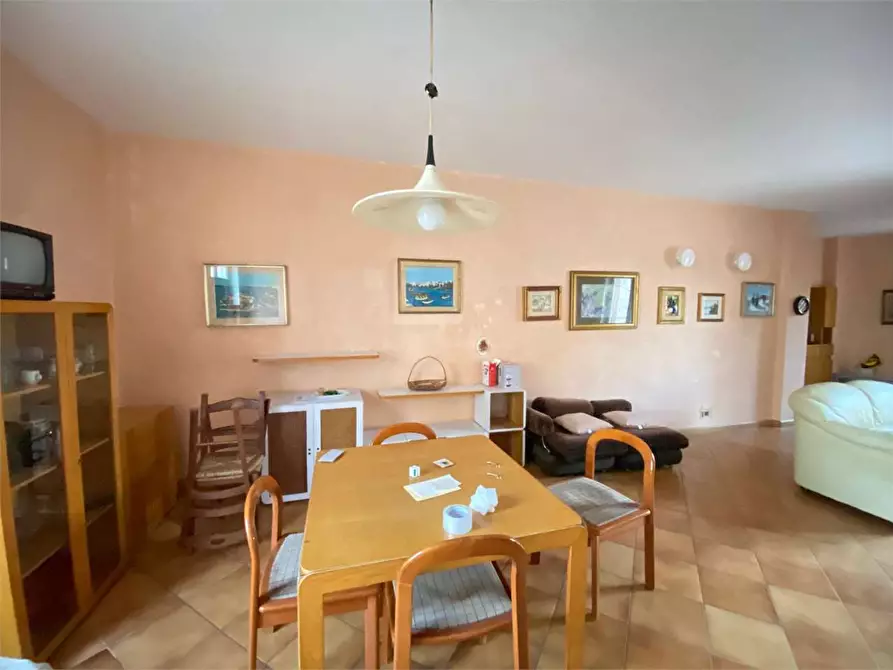 Immagine 11 di Appartamento in vendita  in Via padova a Casarano