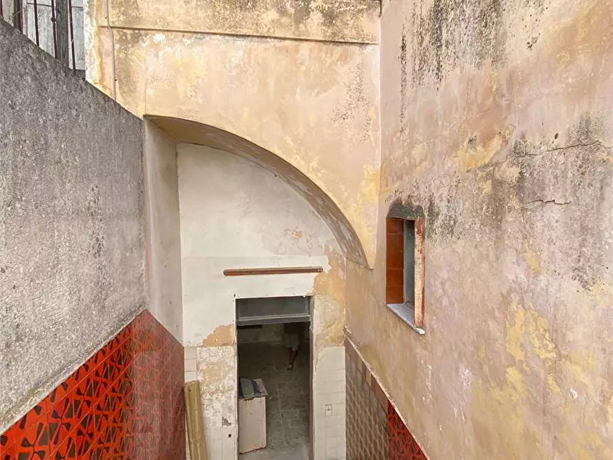 Immagine 4 di Casa indipendente in vendita  in piazza san pietro a Casarano