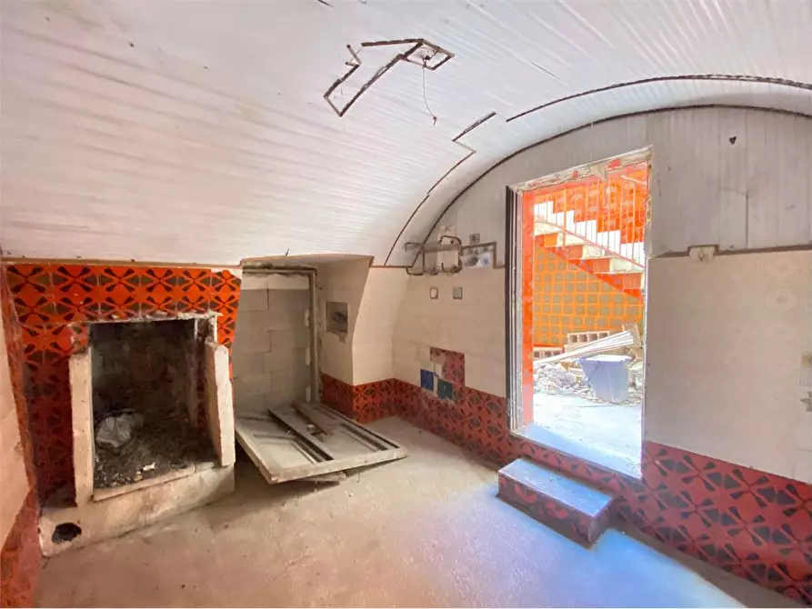 Immagine 11 di Casa indipendente in vendita  in piazza san pietro a Casarano