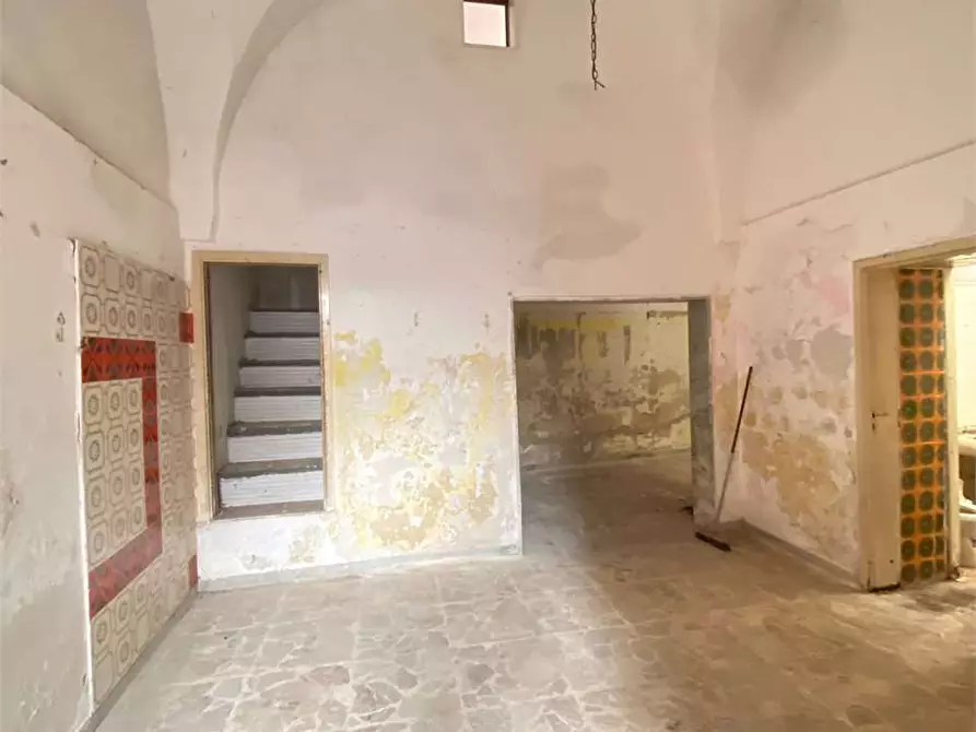 Immagine 13 di Casa indipendente in vendita  in piazza san pietro a Casarano