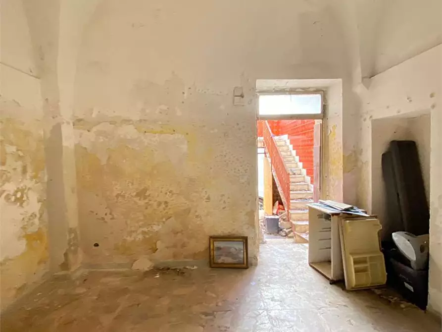 Immagine 14 di Casa indipendente in vendita  in piazza san pietro a Casarano