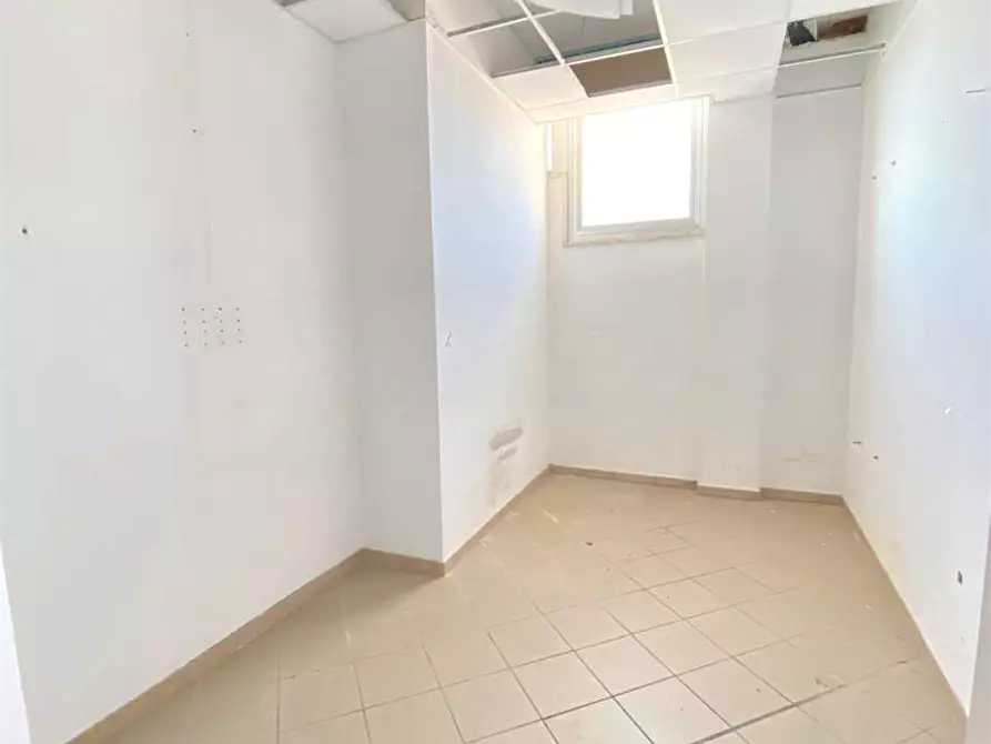 Immagine 9 di Ufficio in vendita  in via Giaquinto 5 a Lecce