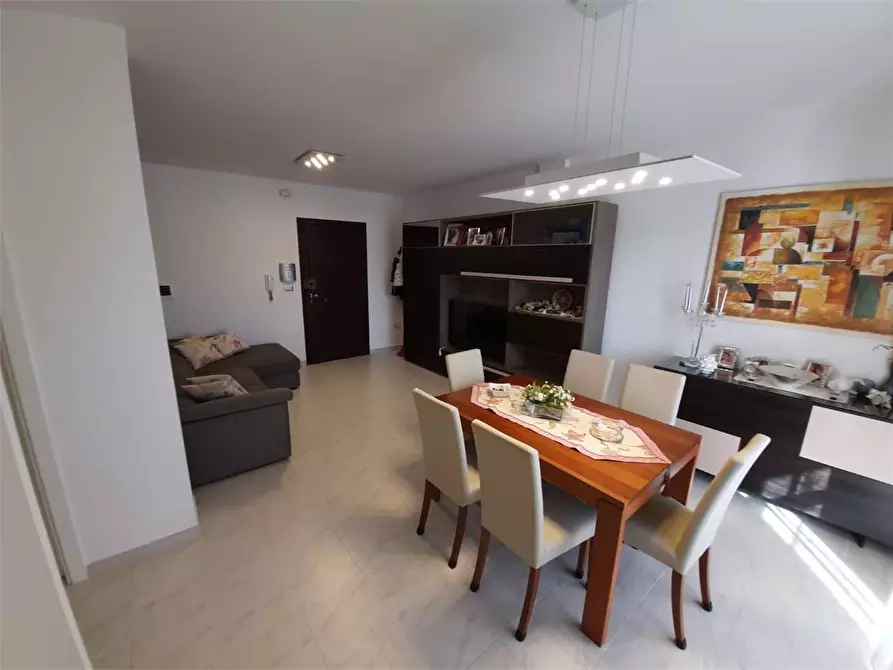Immagine 3 di Appartamento in vendita  in via ombrone a Casarano