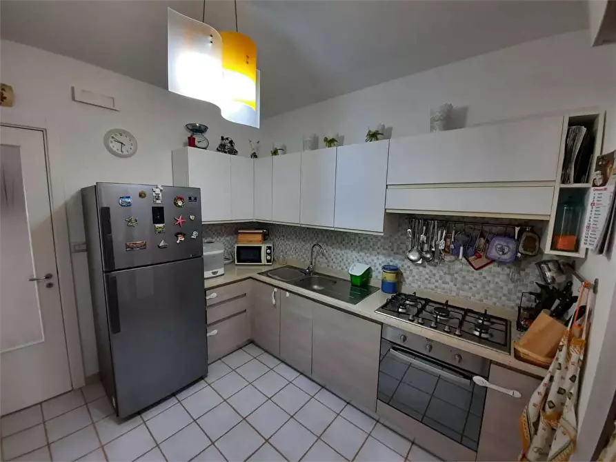 Immagine 13 di Appartamento in vendita  in via ombrone a Casarano