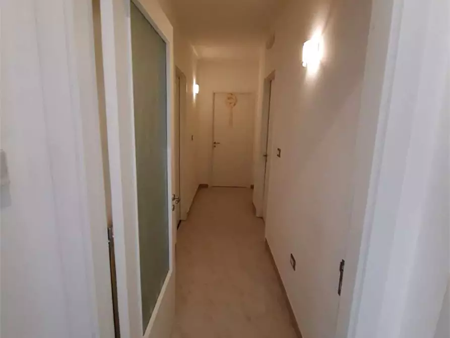 Immagine 16 di Appartamento in vendita  in via ombrone a Casarano