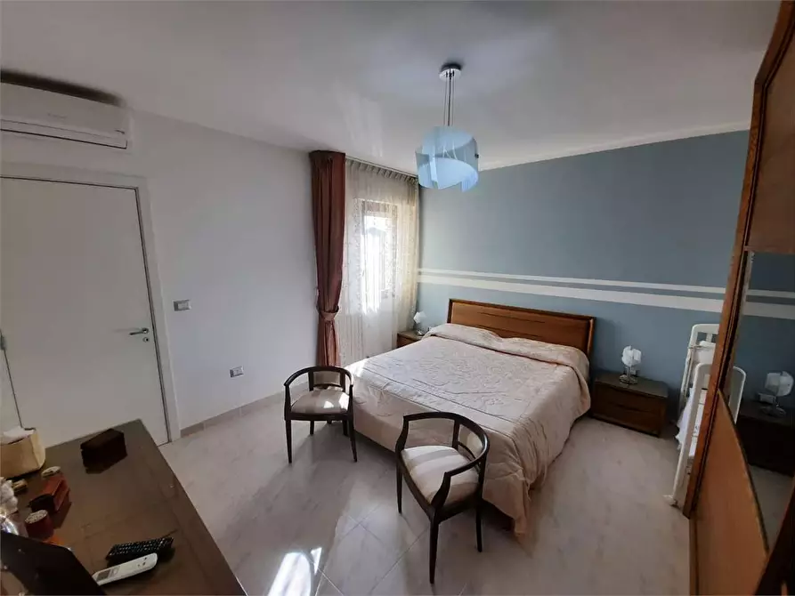 Immagine 19 di Appartamento in vendita  in via ombrone a Casarano