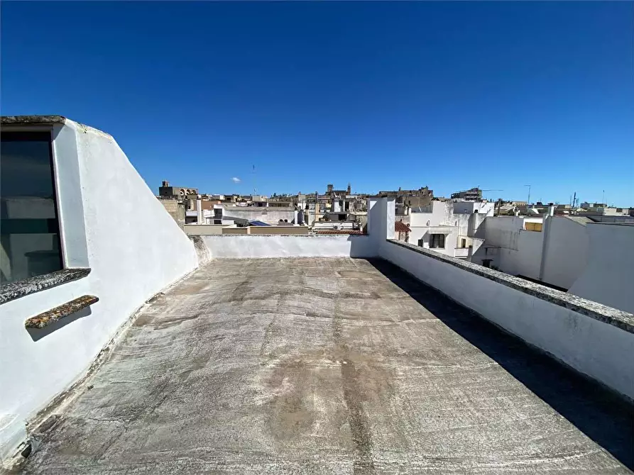 Immagine 20 di Stabile in vendita  in VIA VOLTA  a Ruffano