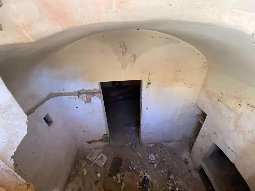 Immagine 27 di Stabile in vendita  in VIA VOLTA  a Ruffano