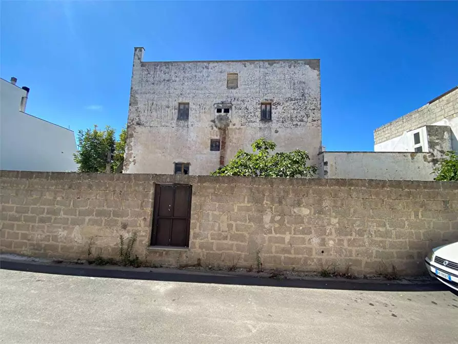 Immagine 28 di Stabile in vendita  in VIA VOLTA  a Ruffano