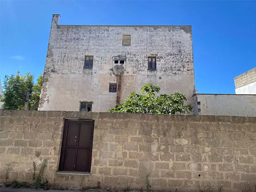Immagine 29 di Stabile in vendita  in VIA VOLTA  a Ruffano