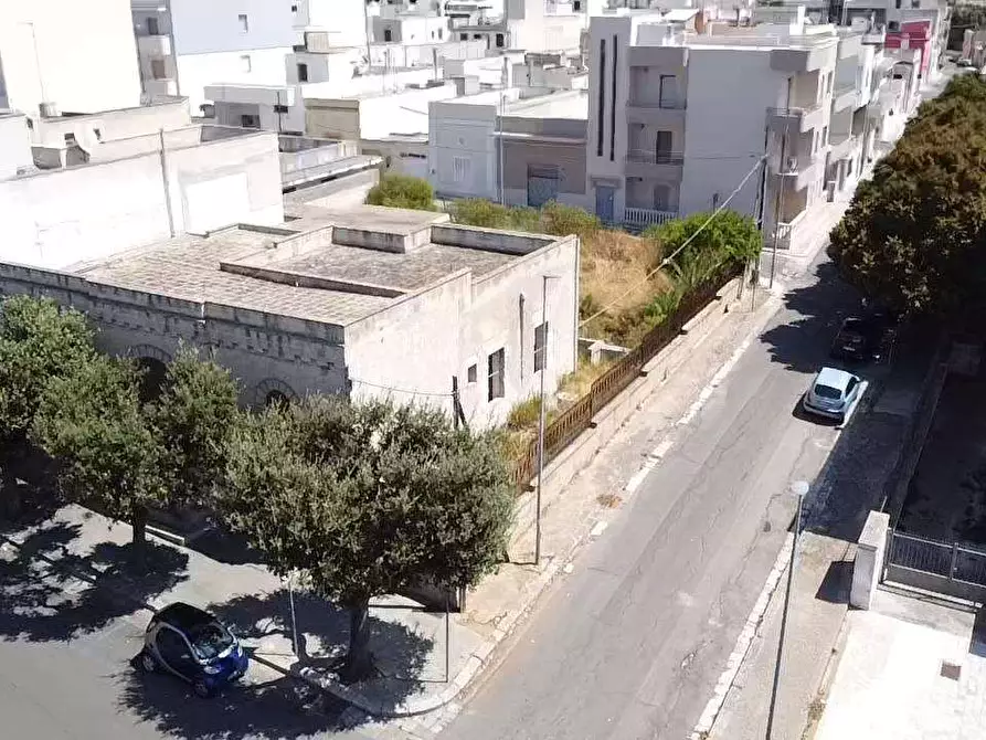 Immagine 9 di Villa in vendita  in via zara  1 a Casarano