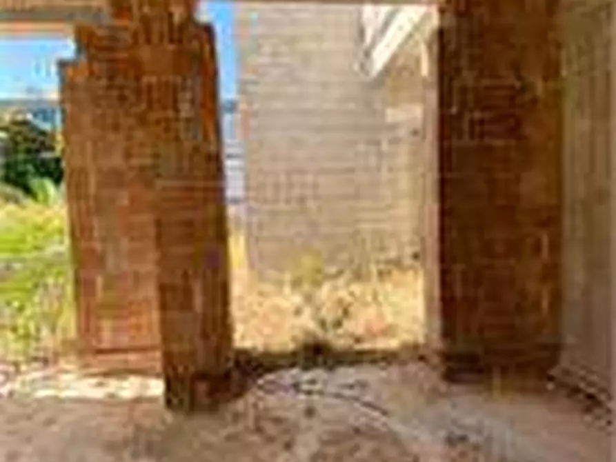 Immagine 14 di Villa in vendita  in via zara  1 a Casarano