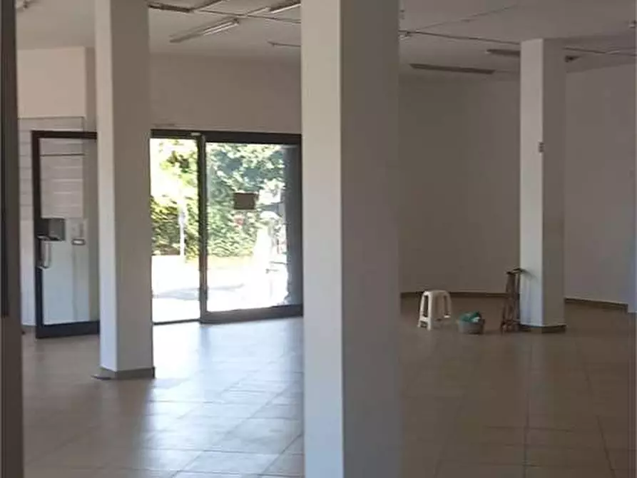 Immagine 1 di Ufficio in affitto  in viale ferrari a Casarano