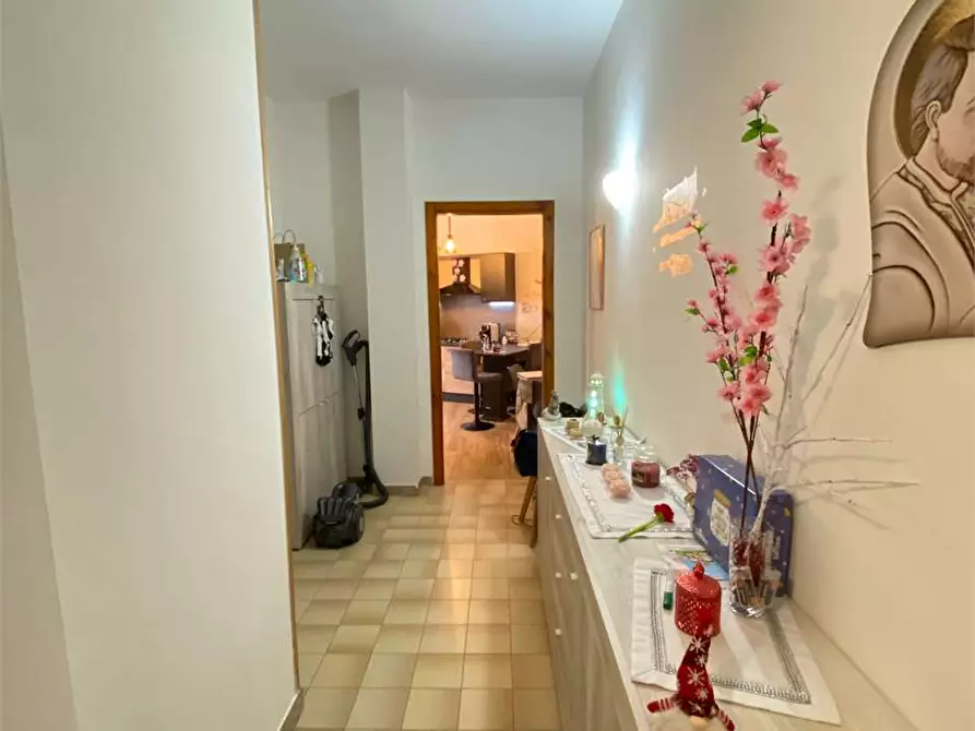 Immagine 11 di Appartamento in vendita  in via Manzoni a Casarano