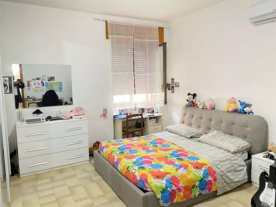 Immagine 13 di Appartamento in vendita  in via Manzoni a Casarano