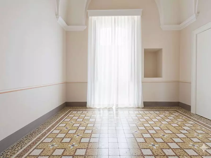 Immagine 10 di Casa bifamiliare in vendita  in piazza garibaldi  12 a Lecce