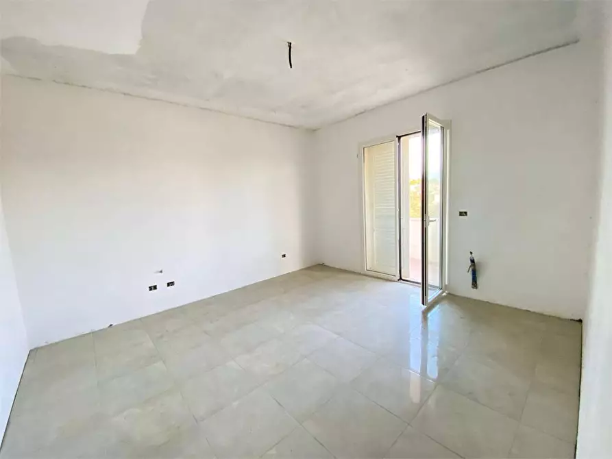 Immagine 3 di Appartamento in vendita  in via verona a Casarano