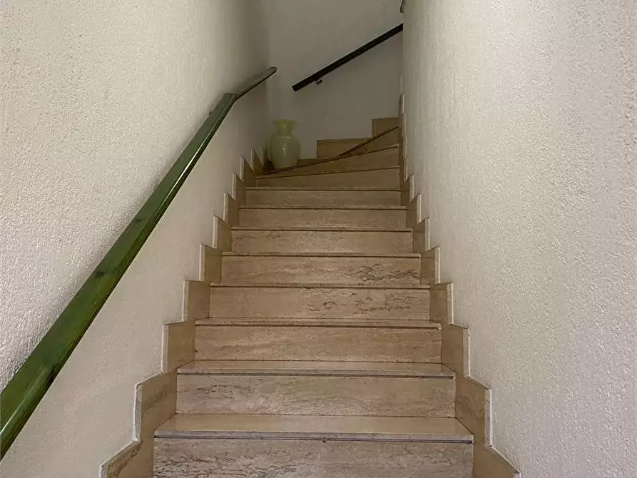 Immagine 2 di Casa indipendente in vendita  in via ofanto a Casarano