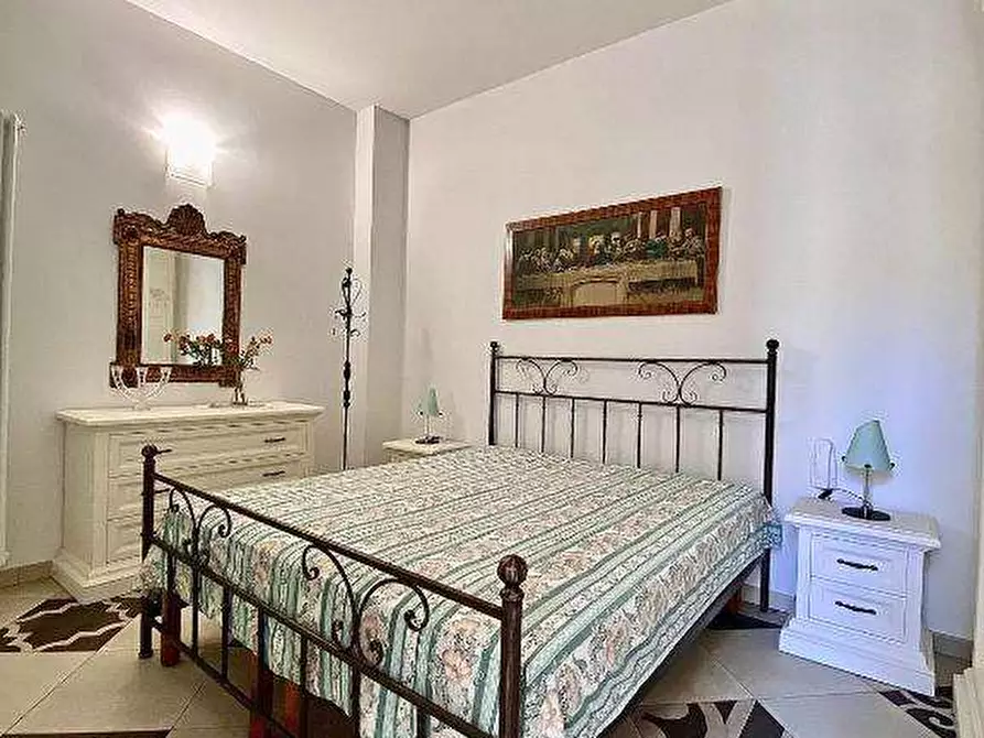 Immagine 17 di Casa indipendente in vendita  in via marsala 88 a Casarano