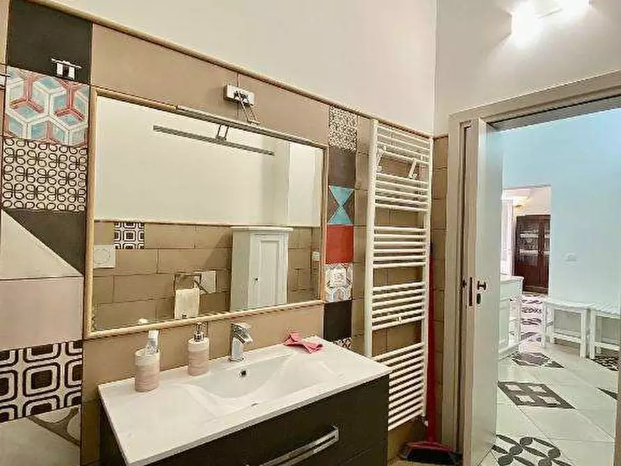 Immagine 20 di Casa indipendente in vendita  in via marsala 88 a Casarano