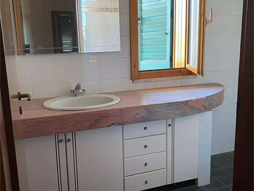 Immagine 18 di Villetta a schiera in vendita  in irlanda a Casarano