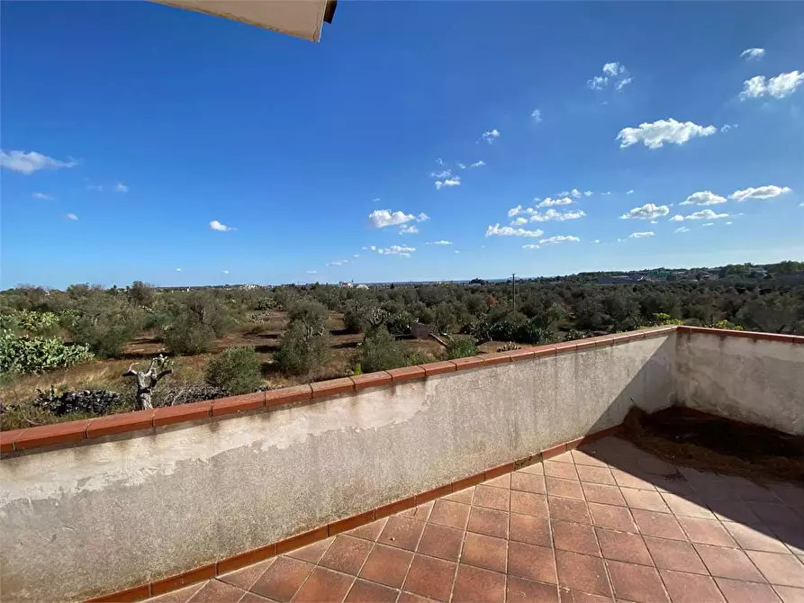 Immagine 8 di Villa in vendita  in sp 334 a Casarano