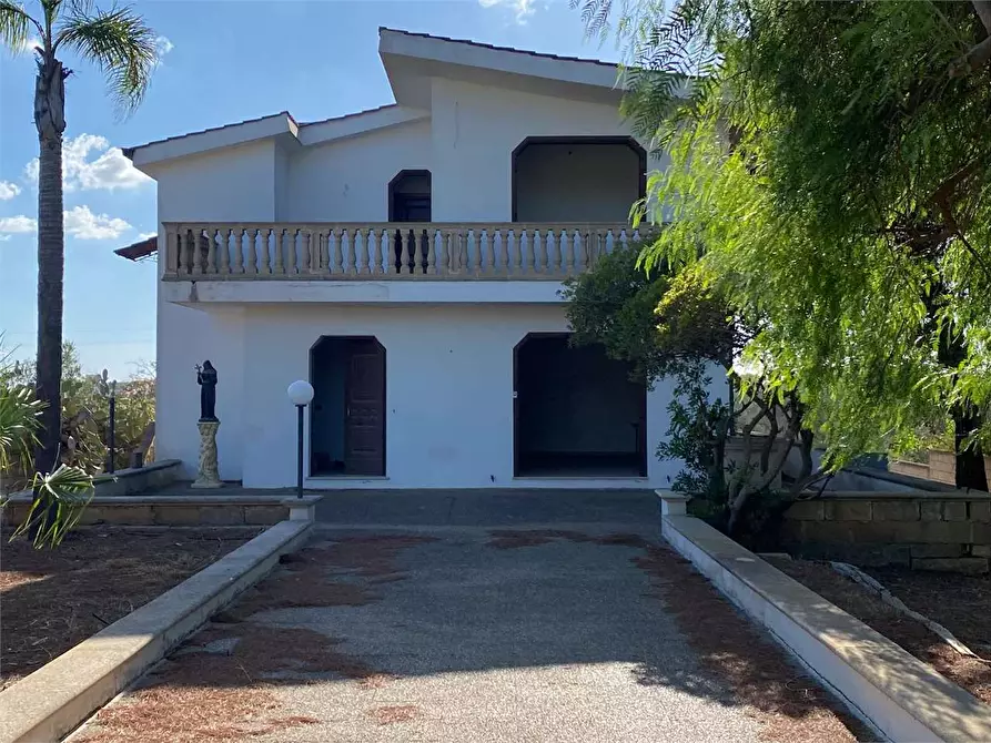 Immagine 2 di Villa in vendita  in sp 334 a Casarano