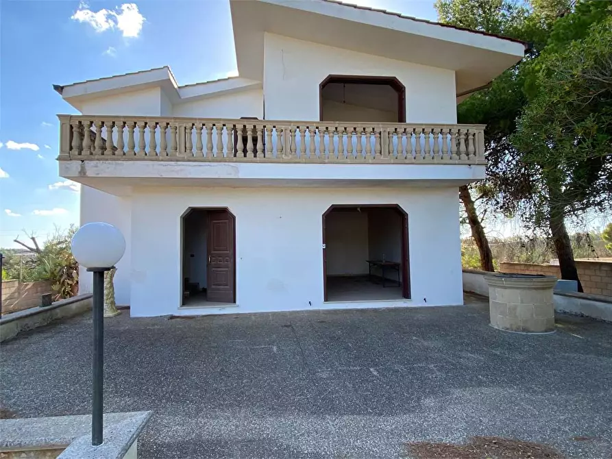 Immagine 1 di Villa in vendita  in sp 334 a Casarano