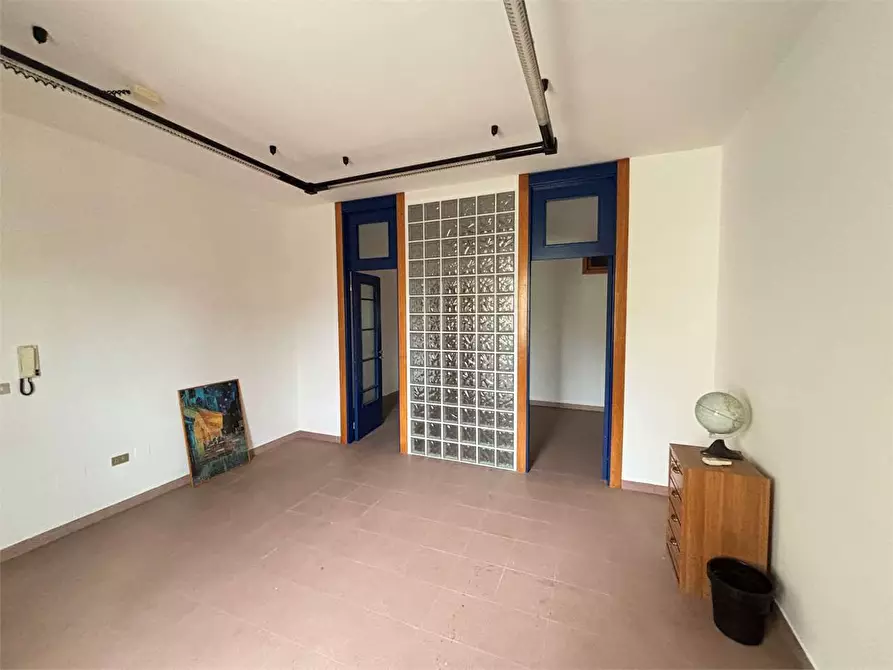 Immagine 1 di Ufficio in vendita  in Via carlo poerio a Casarano