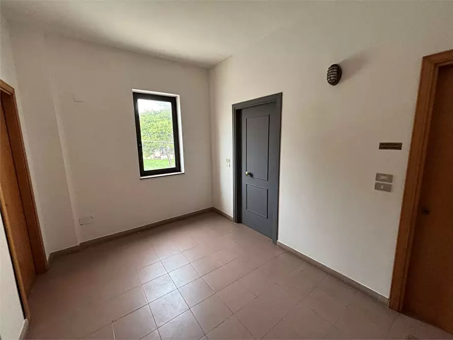 Immagine 7 di Ufficio in vendita  in Via carlo poerio a Casarano