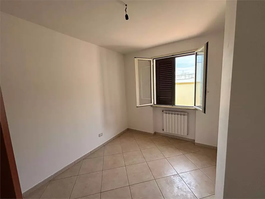 Immagine 12 di Appartamento in vendita  in Via vittorio emanuele a Casarano