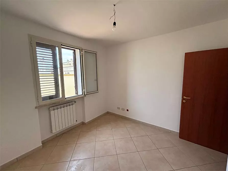 Immagine 15 di Appartamento in vendita  in Via vittorio emanuele a Casarano