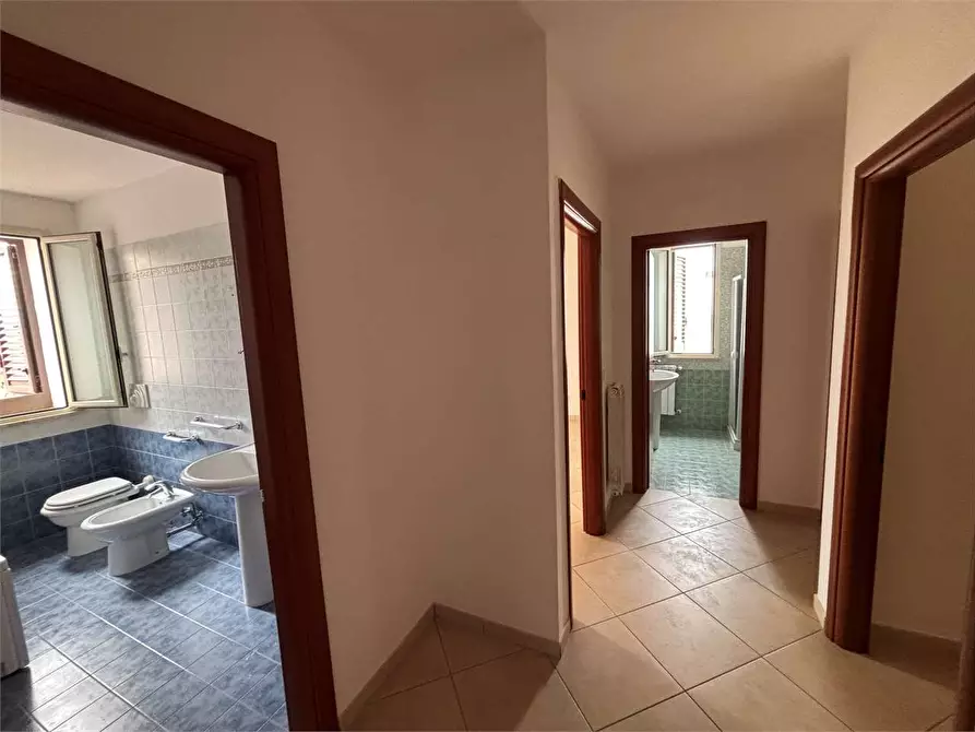 Immagine 16 di Appartamento in vendita  in Via vittorio emanuele a Casarano