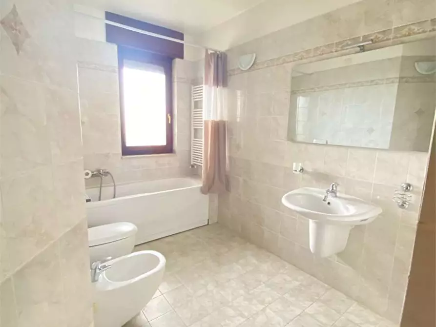 Immagine 25 di Appartamento in vendita  in via spagna a Casarano