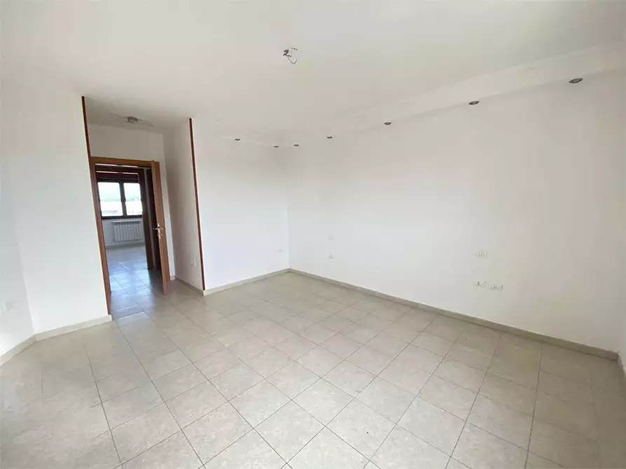 Immagine 37 di Appartamento in vendita  in via spagna a Casarano