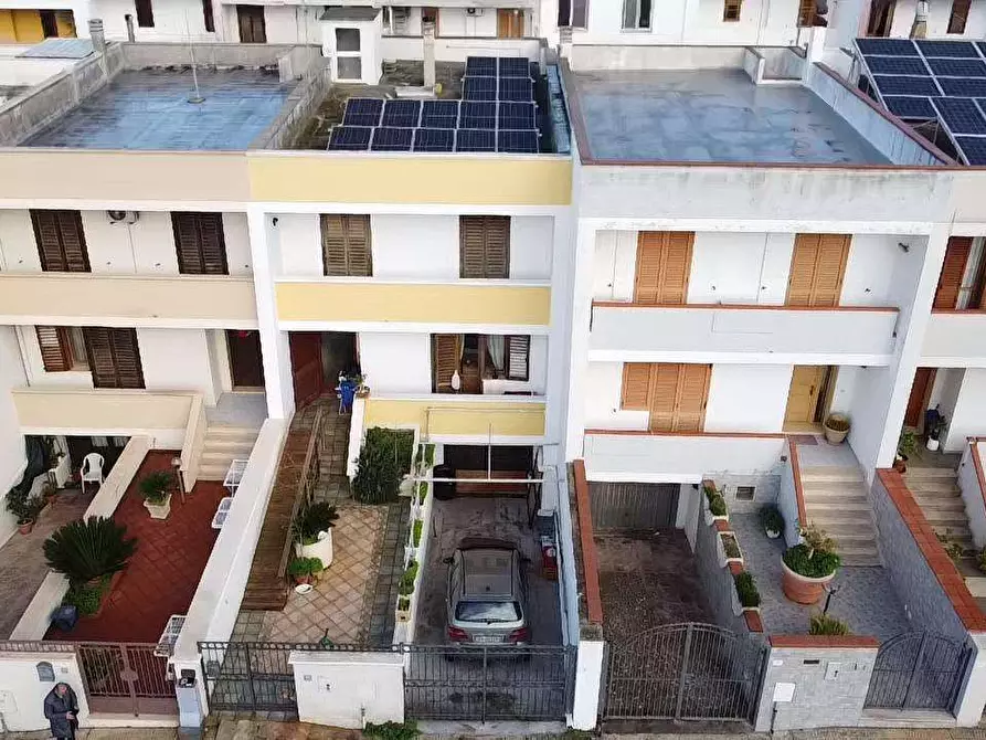 Immagine 5 di Casa indipendente in vendita  a Casarano