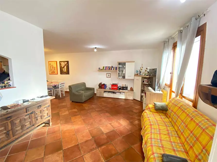 Immagine 6 di Casa indipendente in vendita  a Casarano