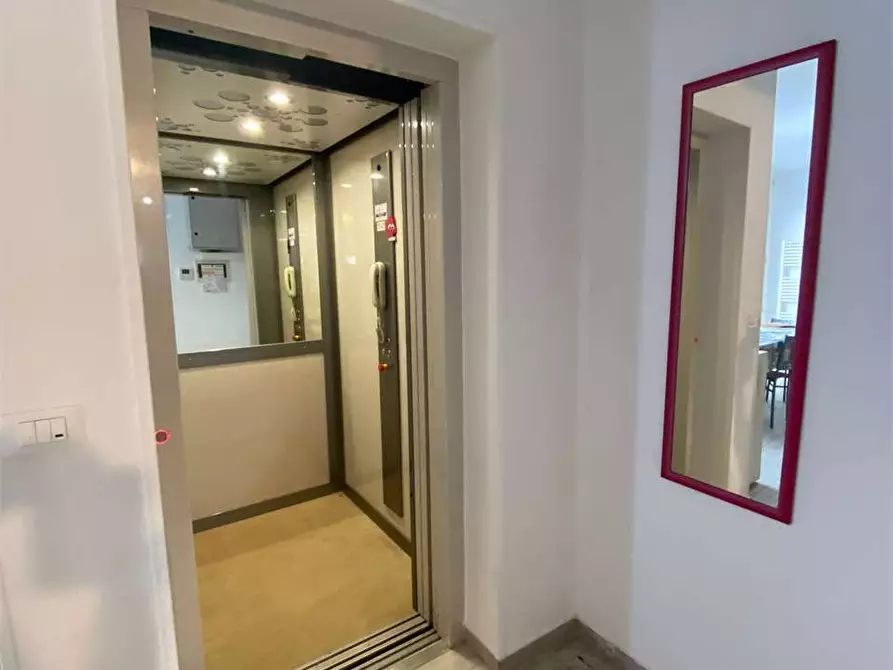 Immagine 16 di Casa indipendente in vendita  a Casarano