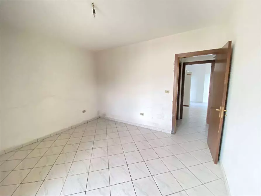 Immagine 23 di Appartamento in vendita  in Via ombrone a Casarano