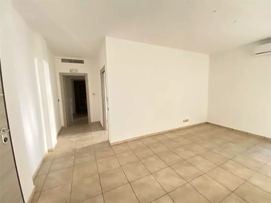 Immagine 6 di Appartamento in affitto  in via Mazzini  55 a Casarano