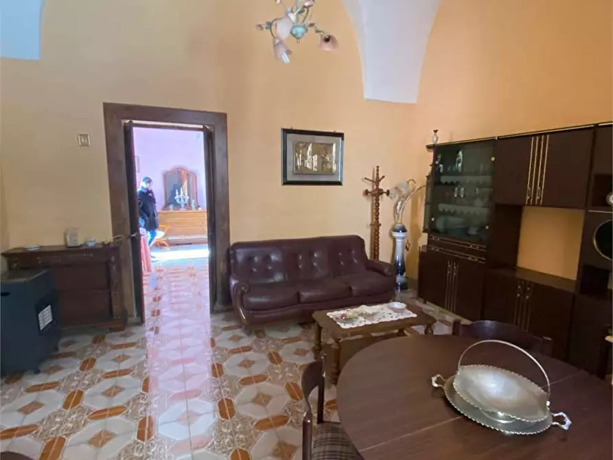 Immagine 10 di Casa indipendente in vendita  a Casarano