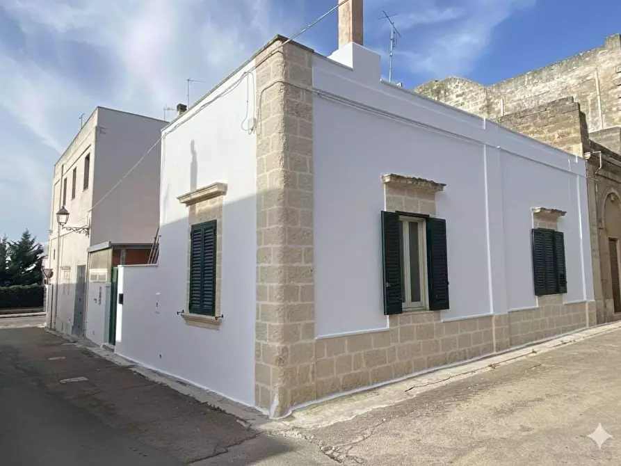 Immagine 26 di Casa indipendente in vendita  a Casarano