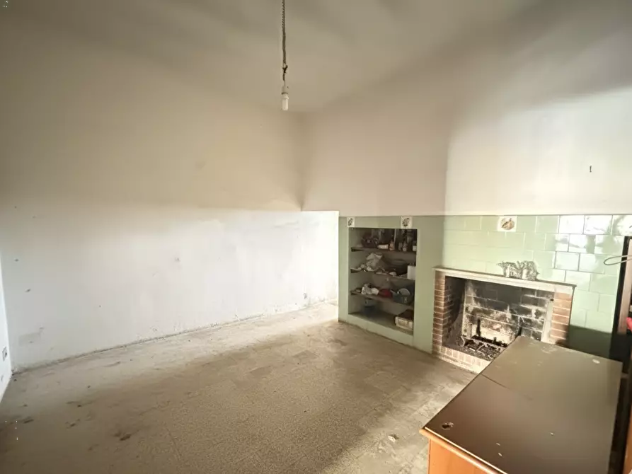 Immagine 16 di Casa indipendente in vendita  in Via messina a Casarano