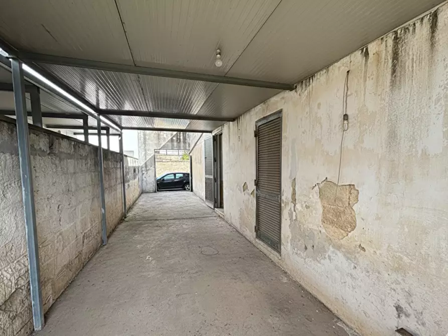 Immagine 5 di Casa indipendente in vendita  in Via messina a Casarano