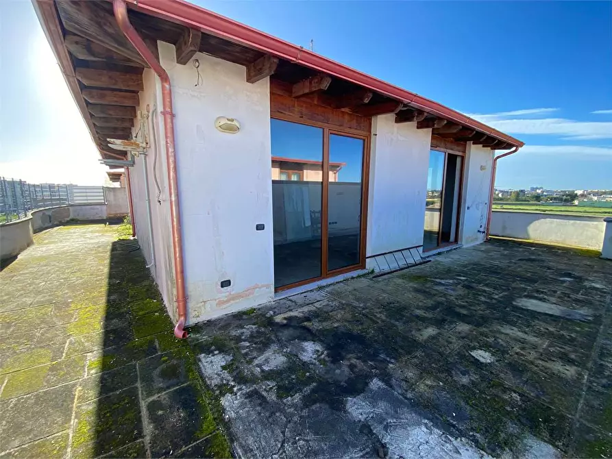 Immagine 9 di Attico in vendita  in sponsiello c. 14 a Lecce