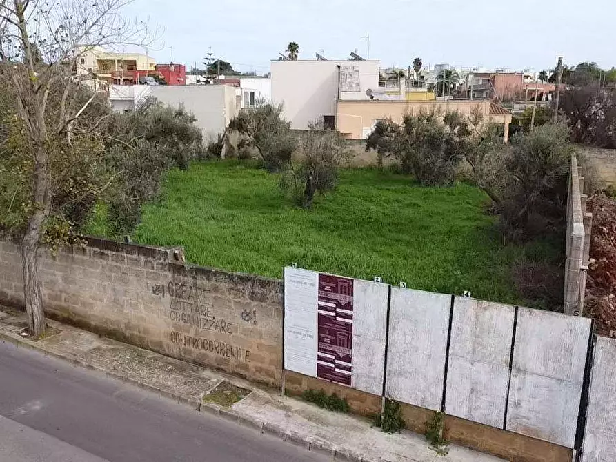 Immagine 24 di Terreno edificabile in vendita  in via alto adige a Casarano