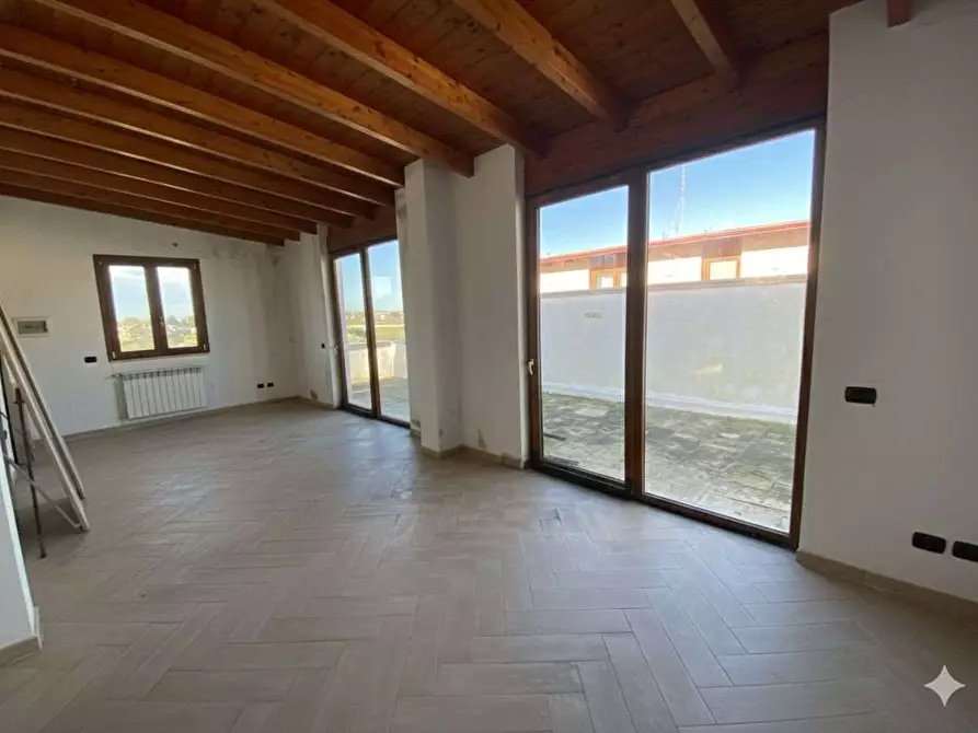 Immagine 1 di Attico in vendita  in sponsiello c. 14 a Lecce